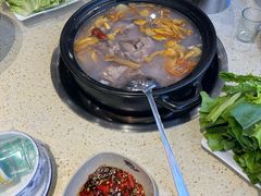 -九寨沟特色牦牛肉汤锅