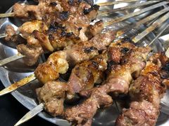 -烤肉小伙烤肉店