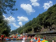 -安吉龙王山峡谷漂流