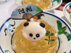 -刘姐啤酒鱼民族演艺餐厅(西街总店)