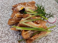 -王朝大酒店徐汇店-地面停车场