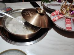 -喃喃椰·糟粕醋·椰子鸡火锅(七堡花园店)