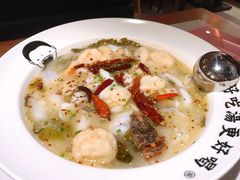 -江渔儿酸菜鱼(奥园广场金发购物中心店)