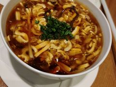 酸辣汤-鼎泰丰(德基广场店)