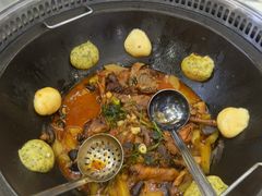 -丹水桥地锅鱼·翘嘴鲌·地方特色全鱼宴(丹江口大坝店)