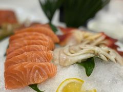 -臻鲜燕海鲜融合餐厅(金陵style店)