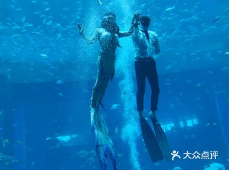 我的天 我在里面 一直在吃火锅