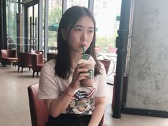 -星巴克臻选(郑州中原万达店)