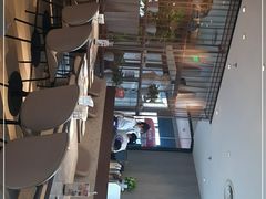 -必胜客(松雷店)