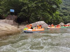 -雅鲁激流探险漂流