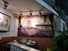 大堂-八两八金·莱芜特色炒鸡(市南漳浦路店)