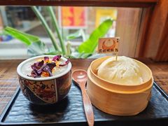 -银米·云南传统过桥米线(双廊黑金冠店)