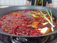-黄潇洒老火锅(九眼桥宏济巷店)