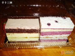 芒果巧克力　椰丝蓝莓-榖屋house of flour(张江首店)