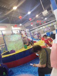 -开心哈乐亲子乐园(东森时尚百货店)