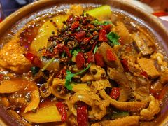 -沙胆彪炭炉牛杂煲(上海日月光广场店)