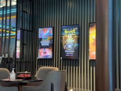 -屋有岛沉浸游戏旗舰店(中山公园店)
