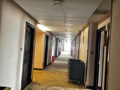 -金沙大酒店(广州金沙洲沙贝地铁站店)