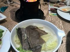 -小天鹅火锅·一线江景洪鼎旗舰店(洪崖洞店)