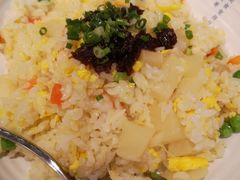 XO酱虾仁菠萝炒饭-康师傅私房牛肉面(马泉营奥莱店)