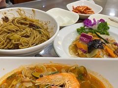 -贵宾庄炸酱面·韩式料理(高区店)