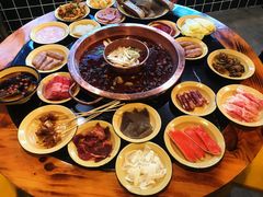 -巴隆门重庆老火锅(太湖路店)
