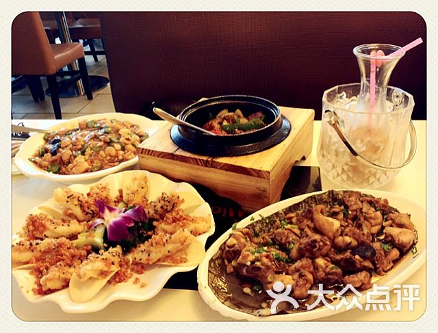 适香图片 - 第1张