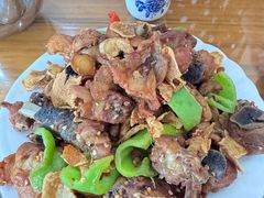 -美顺香食府鱼头老店(雪野湖店)