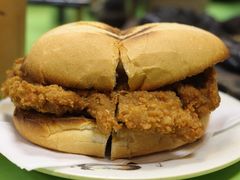 猪扒包-胜利茶餐室