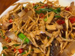 -唐师傅湘西名菜馆(武陵路店)