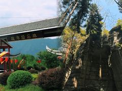 -梭布垭石林景区