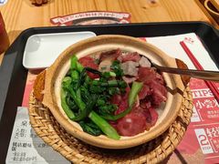 -华记煲仔华·煲仔饭(市桥易发店)