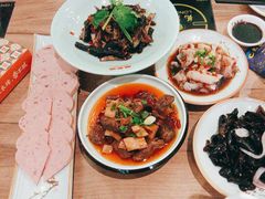 -龙聚德北京烤鸭(沙坪坝华宇A馆店)