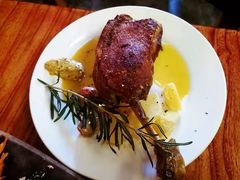 -羽深肉铺 Steak & Wine
