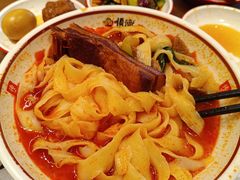 -顺溜·手工刀削面·黑金店(铜锣湾店)