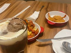 雪糕黑天使-必胜客(远大路店)