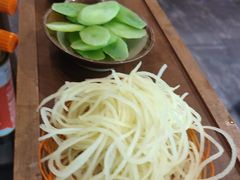 -黔有有贵州酸汤夺夺粉火锅(五味十字店)