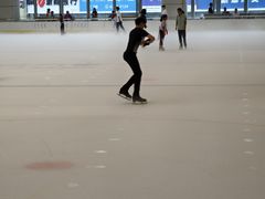 -冰纷万象滑冰场(深圳万象城店)