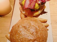 经典大汉堡-The Diner X餐厅(青岛万象城店)