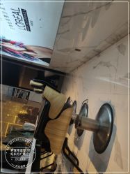 -罗亚帝造型·烫发染发