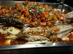 -鸣记脆皮烤鱼·海鲜烤鱼(三八广场店)