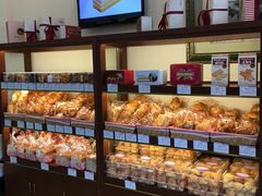 -红宝石·鲜奶小方·海派西点房(丰庄店)