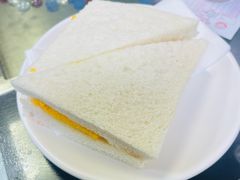 鸡蛋火腿三文治-义顺牛奶公司