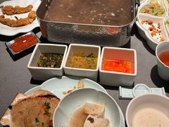 -左庭右院鲜牛肉火锅黑金店(陆家嘴中心店)