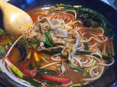 -蒙小妹骨汤饭.米线(新光路店)