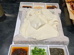 -95号酱骨·一块豆腐(展春园西路店)