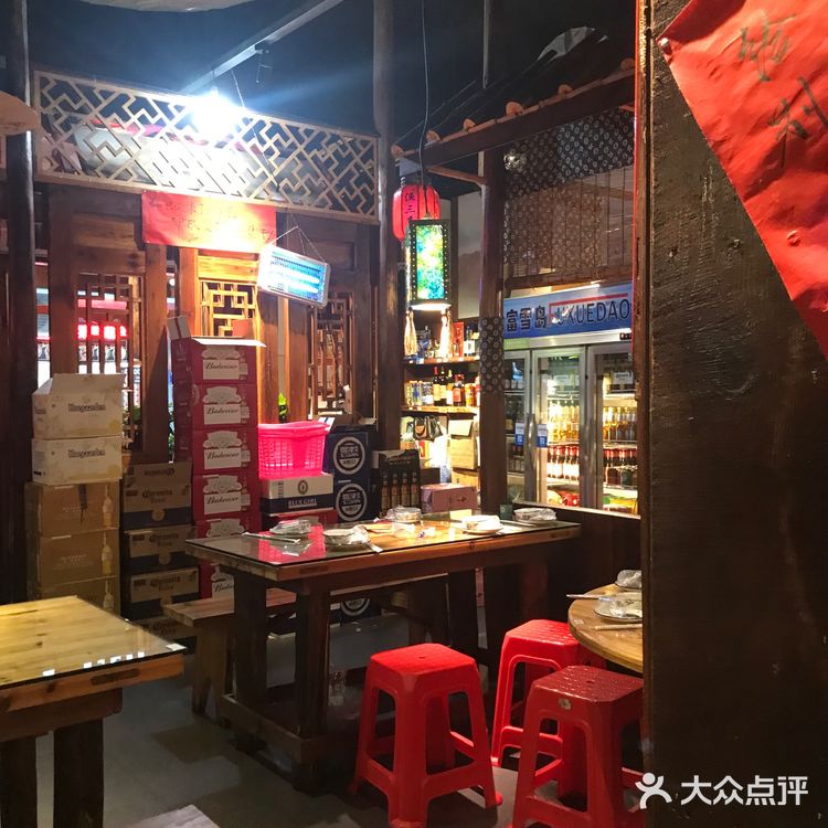 生活不易，所以尽量过得简单点