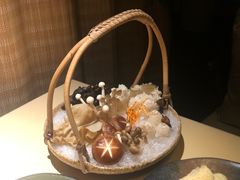 精选珍菌拼盘-余欢领鲜火锅(新街口店)