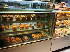 面包甜点陈列柜-白玉兰食品(甜云店)