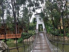 -七彩云南古滇温泉山庄